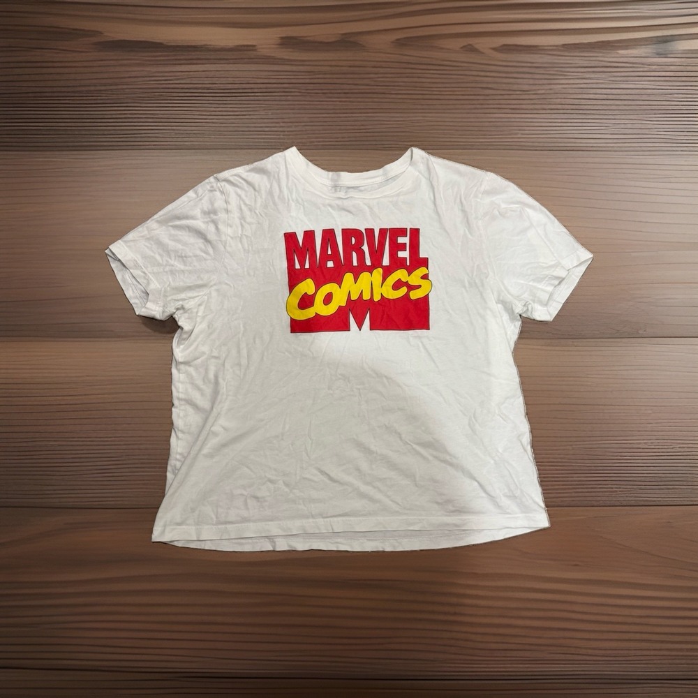 Old Navy Marvel Comics T Shirt Mens Large White Graphic Tee Logo Licensed